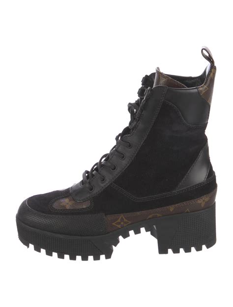 laureate combat boots